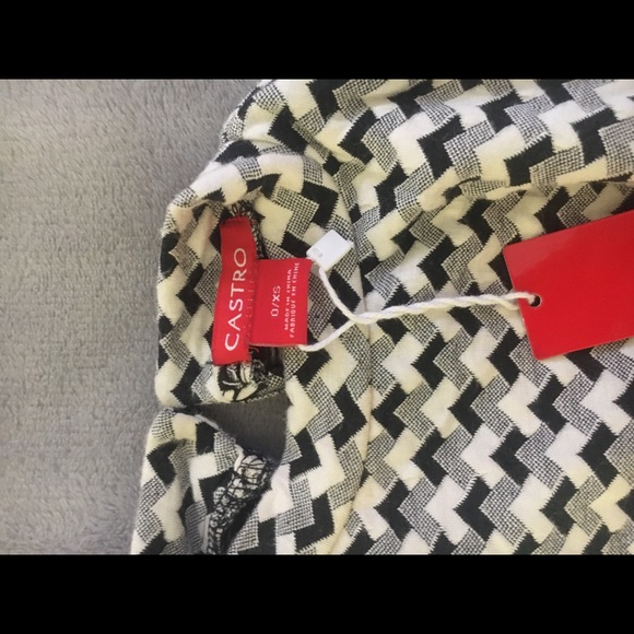 Co-set matching crop top and skirt - Picture 8 of 8